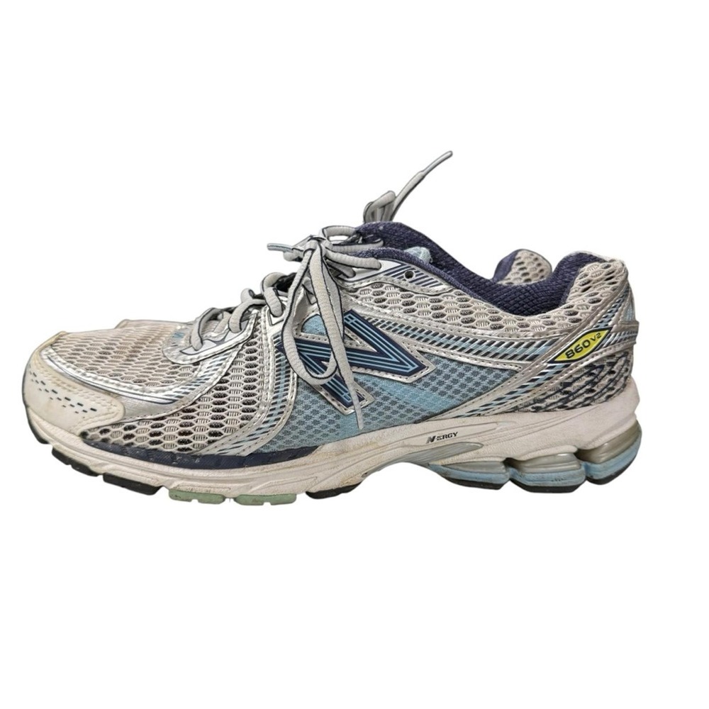 Women's New Balance 860‎ Running Shoes Size 10D EUC
